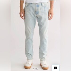 AG Men’s Wells Relaxed Tapered Light Blue Jeans Size 29 NWT